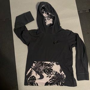 Nike sweatshirt